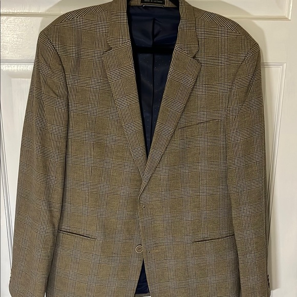 Tommy Hilfiger Tan Sport Coat with Modern Tailoring - Picture 1 of 6